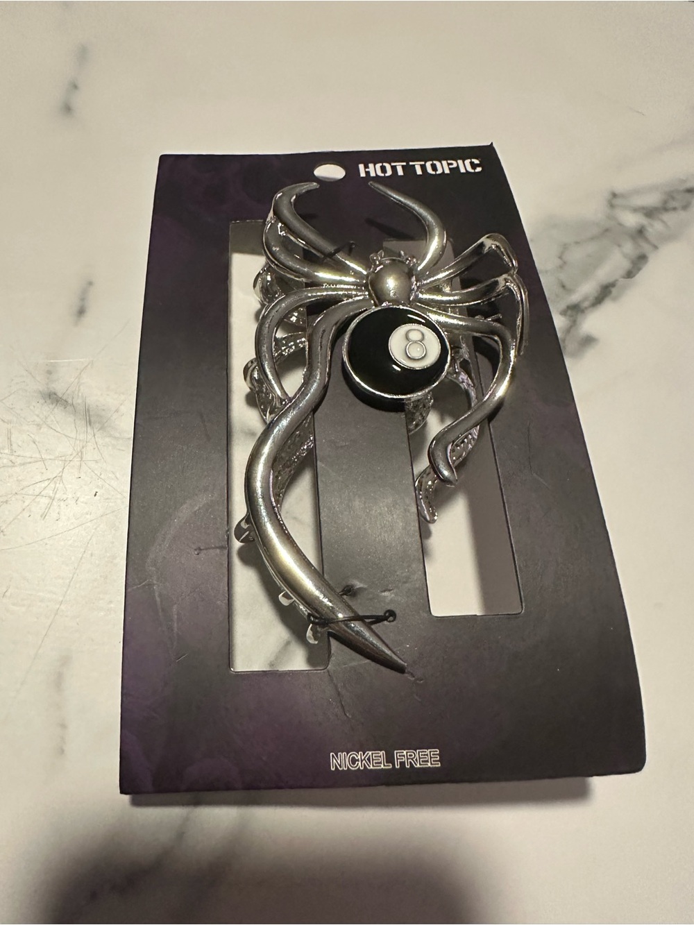 Hot Topic Silver Tone Spider 8-Ball Hair Clip Nickel Free
